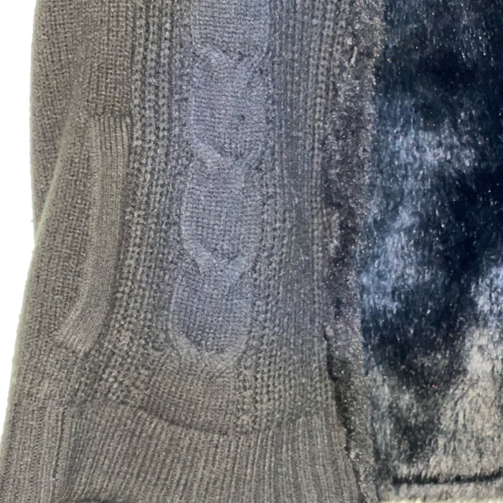 Vest - Picture 4 of 7